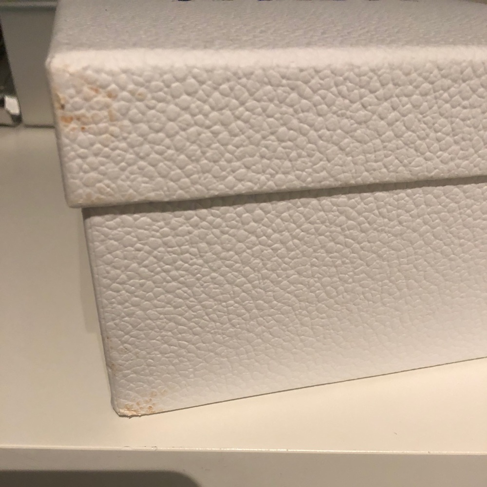 Large Dior Storage Box - Picture 8 of 9